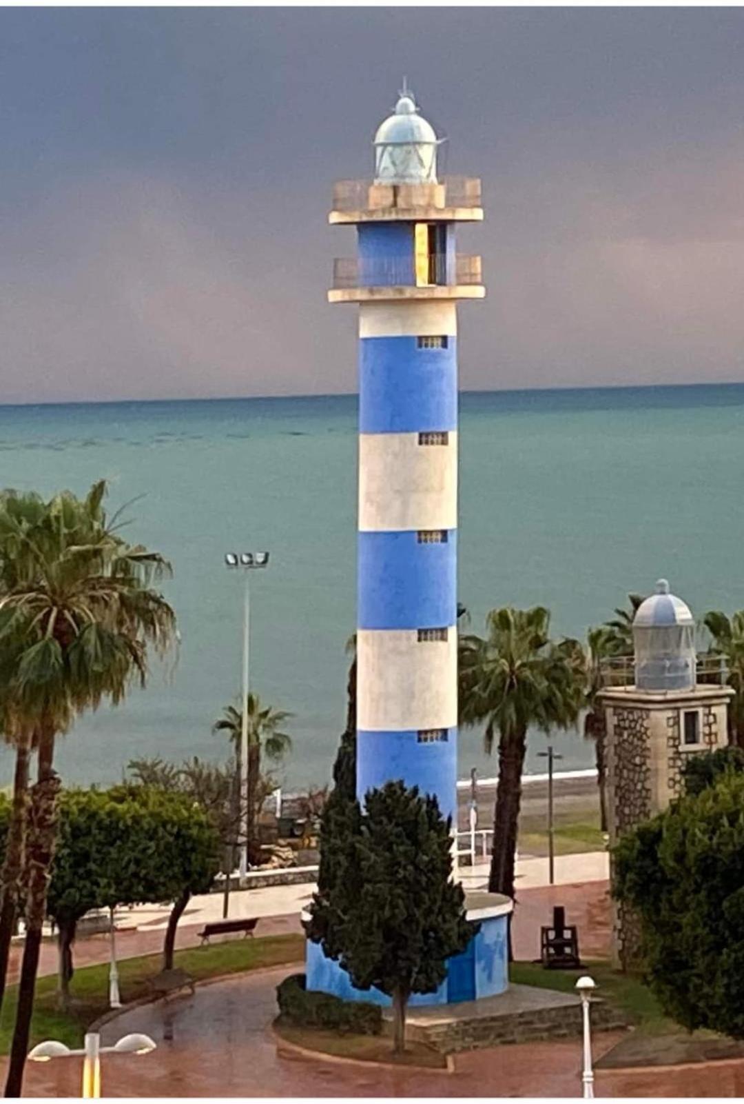 Estudio Amalfi Torre Del Mar Eksteriør bilde